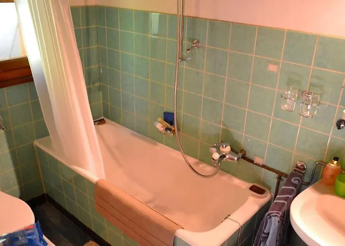 Heloise シャレー